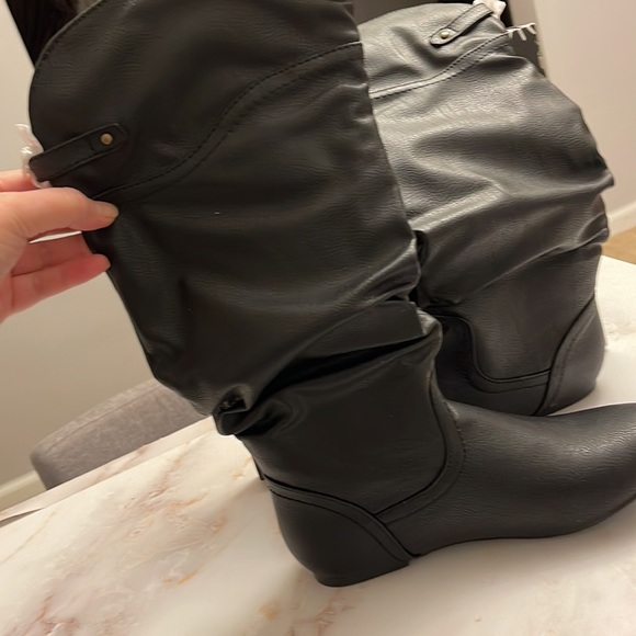 long boots🌺 - Picture 3 of 11